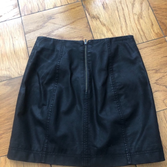 Free people mini leather skirt - Picture 2 of 5